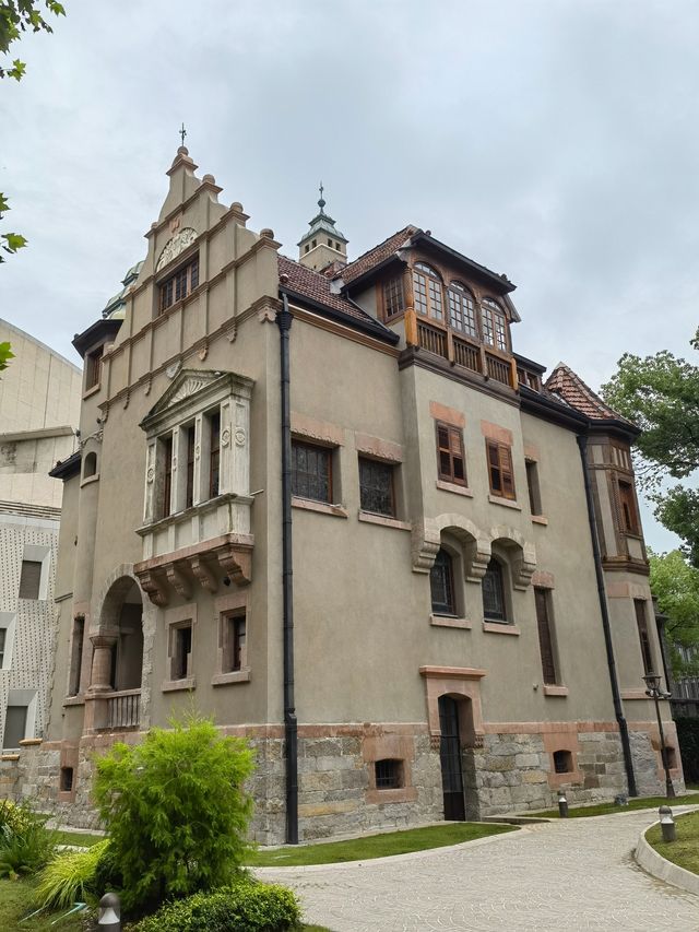 我承認我是去看建築不是去觀展的！