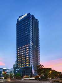 🌟✨ Stylish Stays in Ningbo: Industrial Chic & Java Joy! 🏭☕