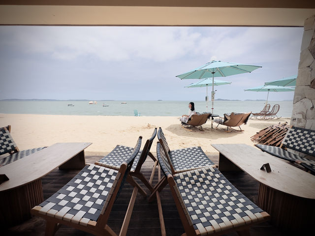 A Quality Seaside Holiday in China!