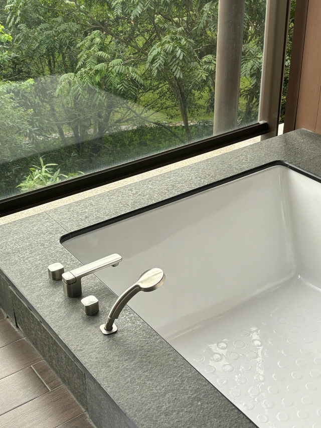 清遠新世界酒店。