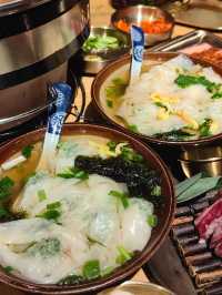 正宗的核桃炭燒烤，美味無窮。