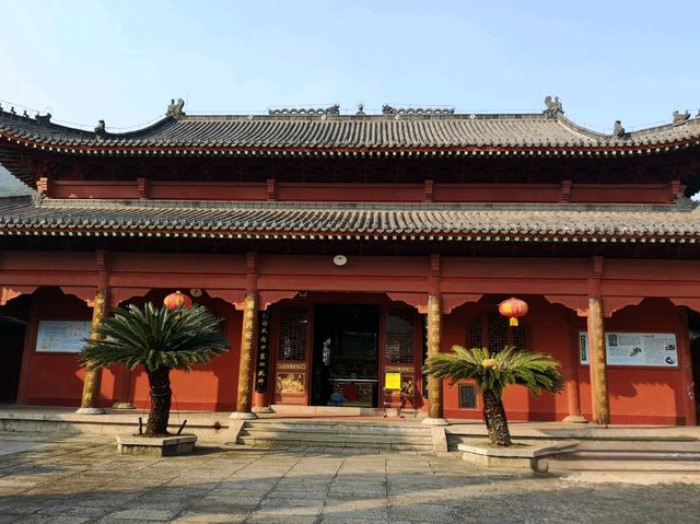 沒有遊客的寺院（黃梅）