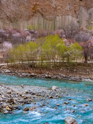 키질수-카슈 시티워크, 고성의 색다른 정취를 거닐다