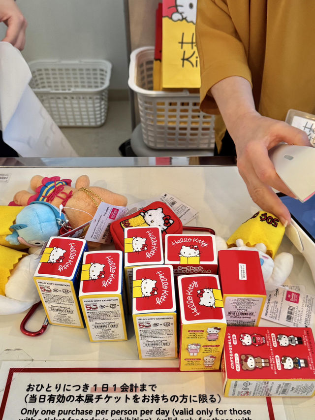 救命！這波Hello Kitty 50週年限定周邊太燒了🔥