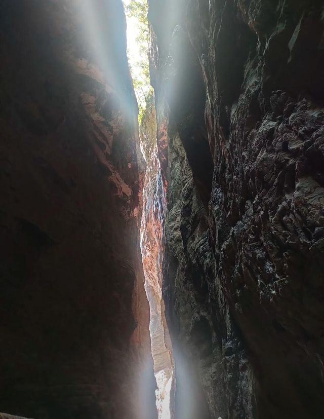 重慶寶藏秘境｜武陵山大裂谷，一眼就心動|||地質奇觀