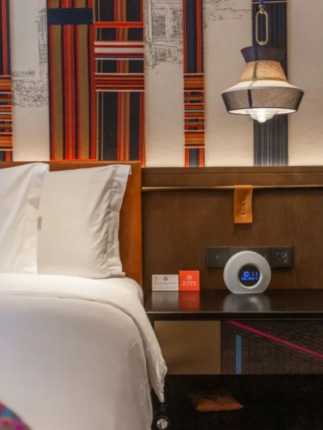 Guest Room Lighting Elements