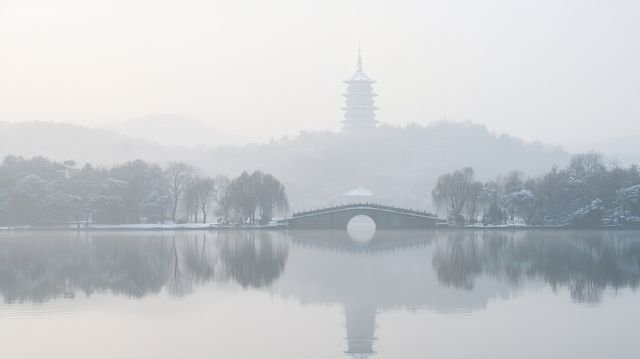 感受白娘子許仙嘅愛情故事～