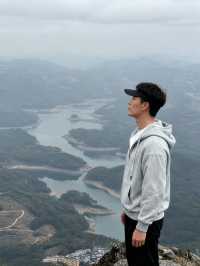 雲海之巔，心之所向：玉皇頂療癒之旅