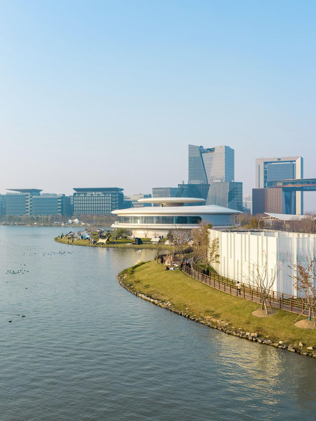 上海自駕1h直達「濟州島分島」！臨港滴水湖的鬆弛感直接拉滿