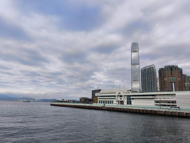 三日hker 三日hker