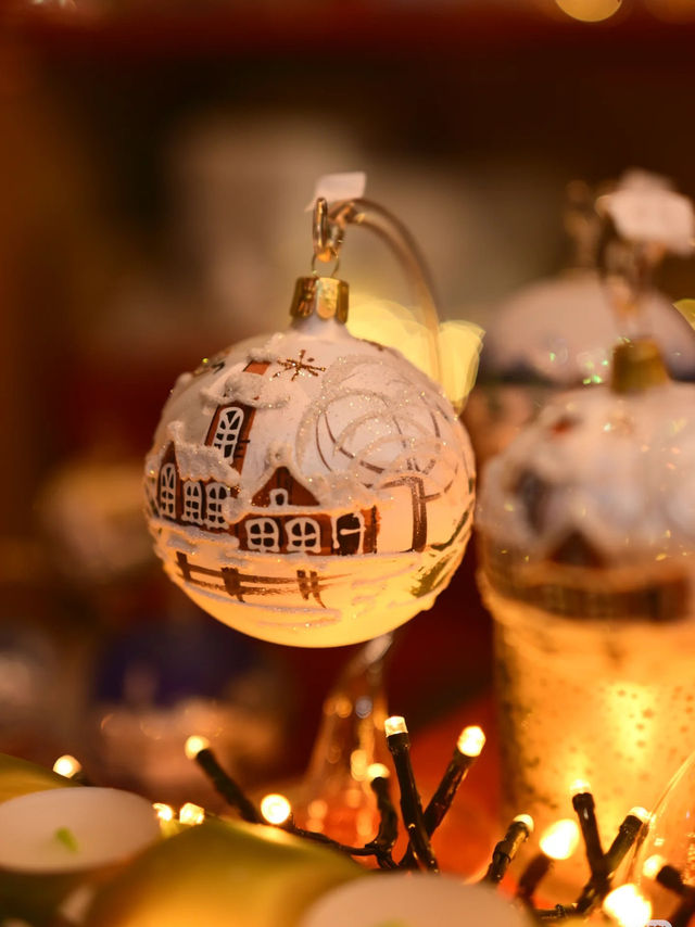 Cozy Vibes at Cologne Christmas Market 🇩🇪🎄✨ Cozy Vibes at Cologne Christmas Market 🇩🇪🎄✨