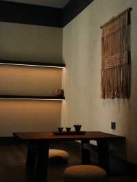 鐘樓旁回民街樓上,躺進老城的鬆弛裡