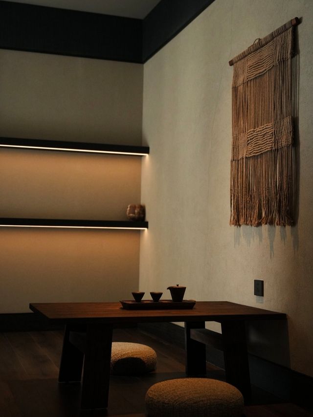 鐘樓旁回民街樓上,躺進老城的鬆弛裡 鐘樓旁回民街樓上,躺進老城的鬆弛裡