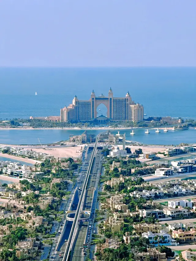 The Palm Jumeirah is best experienced here