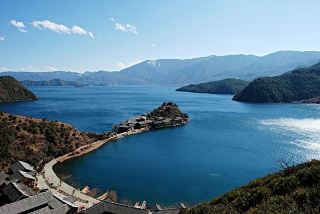 Lugu Lake | 3 Days 2 Nights · Pure Nature + High-End Accommodation · In-depth Itinerary