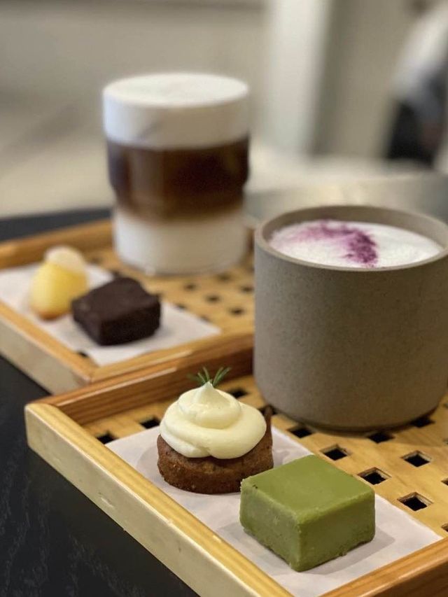 鶴橋で大人気の土日限定のカフェ