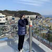 오션뷰에 회전목마까지 있는 카페 “오브레멘”