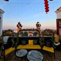 เที่ยวเวียงจันทน์ ดื่มด่ำบรรยากาศ rooftop bar ชมวิวแม่น้ำโขง