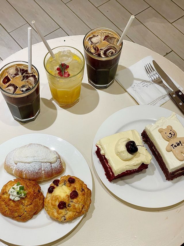 ソウルで大人気のカフェが釜山にもあるよ