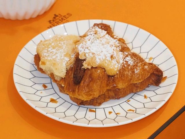 คาเฟ่ครัวซองต์อร่อยยืนหนึ่งนนทบุรี