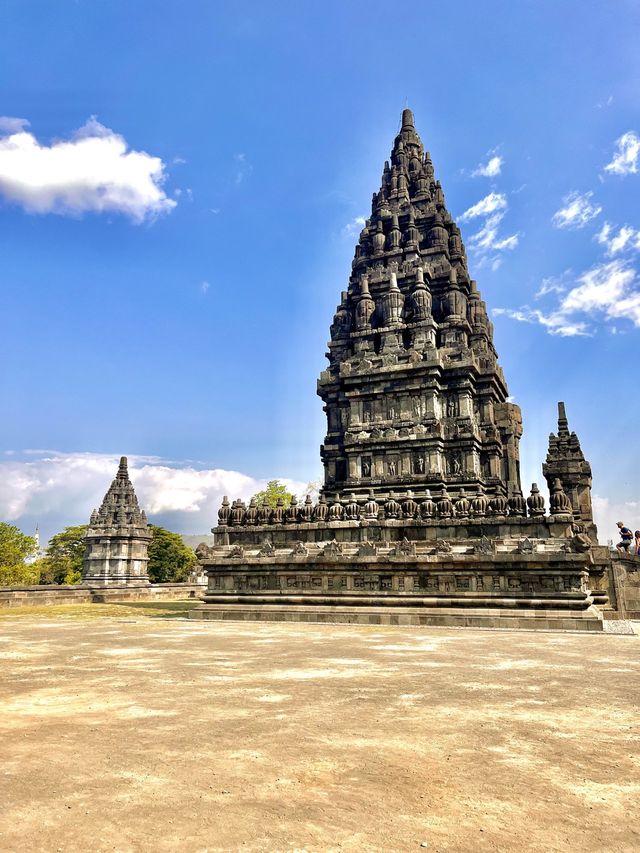 The Most Beautiful Hindu Temple In INA🛕🇮🇩