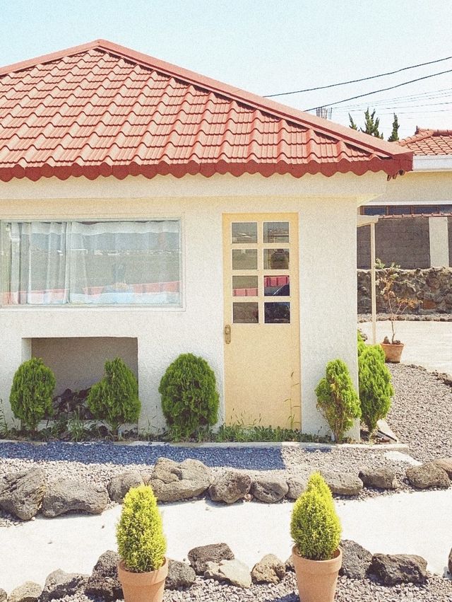 짱구야 노올자~~!!! 마치 짱구의 집 같은 제주카페! ‘인그리드’ 를 소개합니다🏡