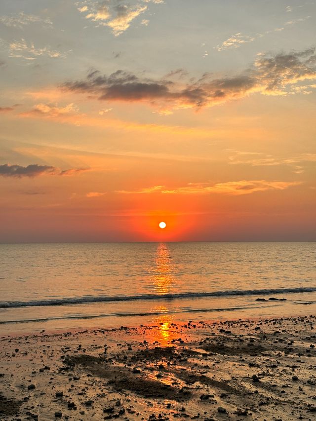 꿈꾸던 바다 풍경, 카오락의 방삭 비치⛱️