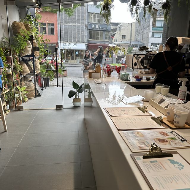 台湾:淡水老街 ˗ˏˋ  Somni coffee  ˎˊ˗