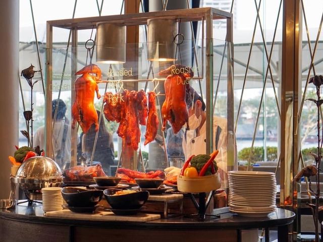 Chatrium Hotel Riverside Bangkok ที่พักสวยริมน้ำ
