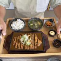 ร้านอาหารญี่ปุ่นเทปปันยากิ ราคาเบาๆ 
