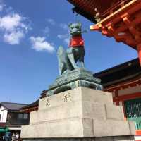 層層堆疊千本鳥居