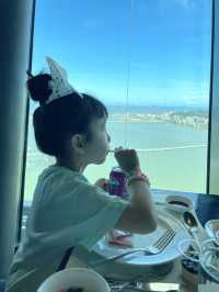 澳門旅遊塔中旋轉餐廳食與樂