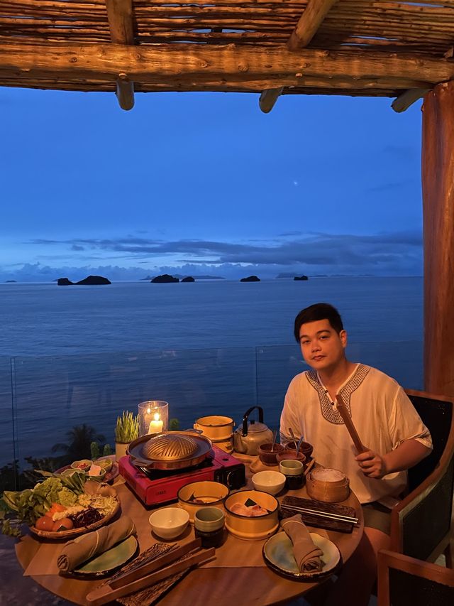 หมูกระทะวิวทะเล ที่ 𝗖𝗼𝗻𝗿𝗮𝗱 samui
