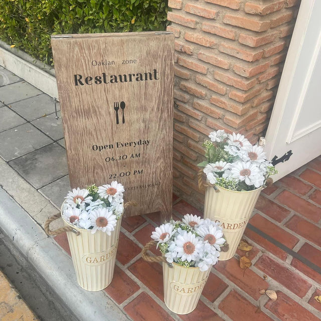 ร้านไม่ลับ  กับ  🍁Oakland cafe x restaurants