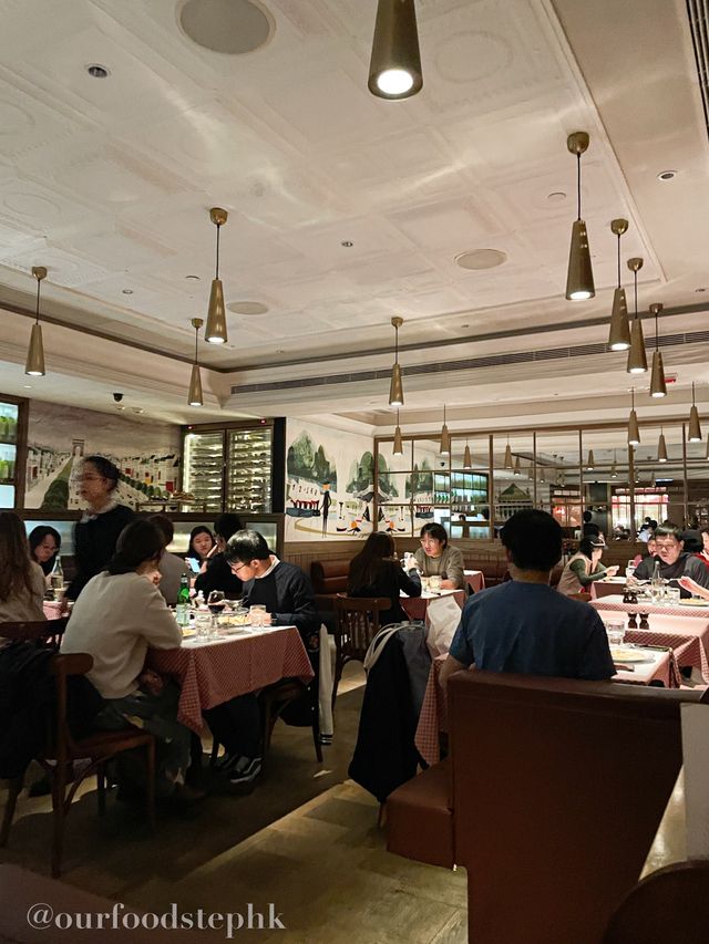 金鐘｜人氣法式扒房🇫🇷 高質10安士牛排🥩& 薯條任食🍟