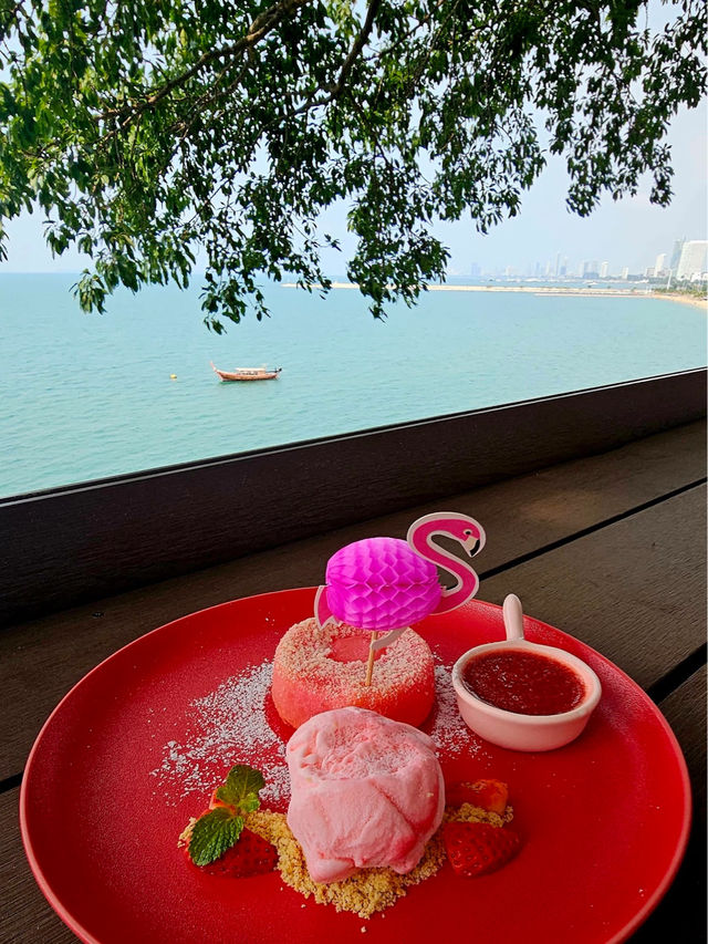 Papa Beach Pattaya คาเฟ่วิวสวยพัทยา