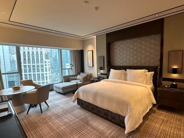 「香港四季酒店：優質住宿，景色壯麗」