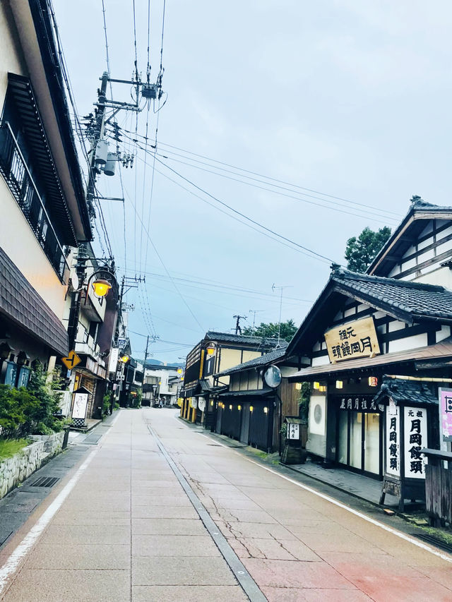 【新潟県】月岡温泉でプレミアム日本酒を楽しむ