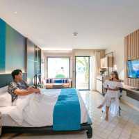 นอนชิลกลางป่าตอง ที่Holiday Inn resort Phuket