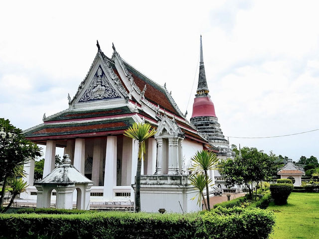 Iconic Attraction for Thai Buddhist
