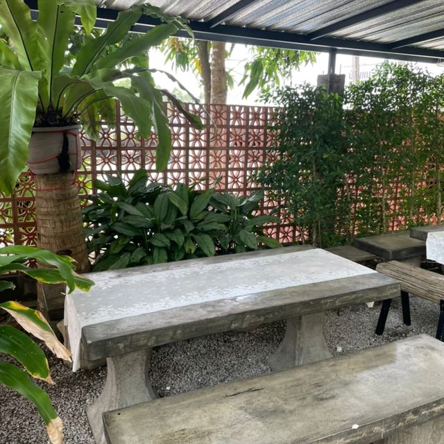 บ้านแมะคอฟฟี่ คาเฟ่ข้างวัดเขาสุกิม จันทบุรี