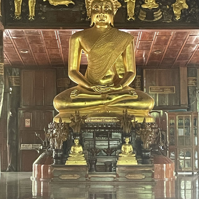 วัดเก่าแก่วัดที่คนใหญ่ๆคนโตนับถือกัน ศักดิ์สิทธิ์
