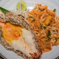 NAVA Restaurant เมนูไทยแท้สูตรโบราณ ชิลริมแม่น้ำ
