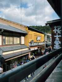 【京都】清水寺：雄偉壯麗的大殿，橫跨斷崖的清水舞台