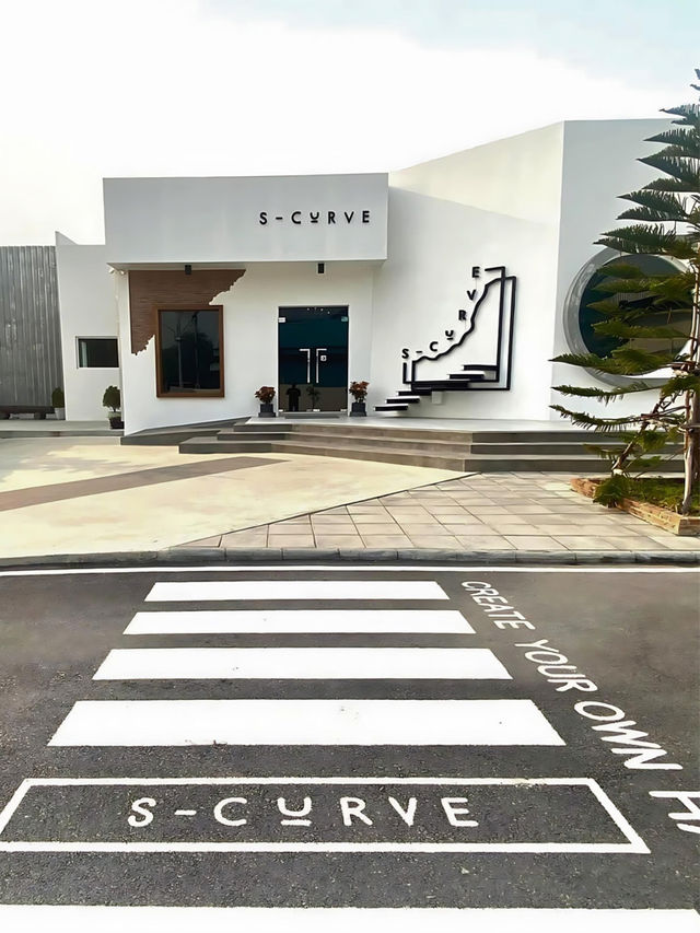 ☕ S-Curve Specialty Coffee Cafe