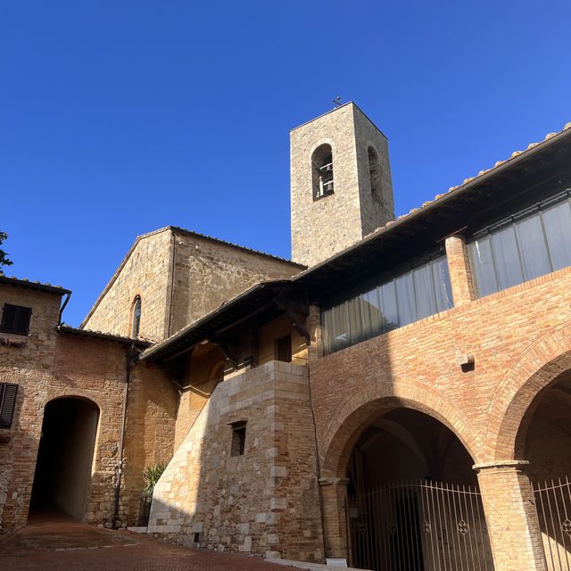 เดินเล่นเมืองเก่า San Gimignano อิตาลี