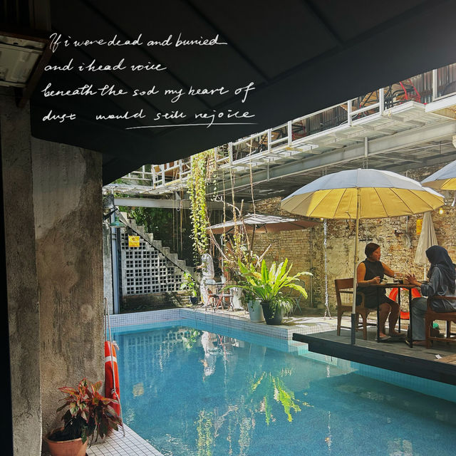 Malaysian Cuisine Meets Western: Aesthetics Café in Pasar Seni