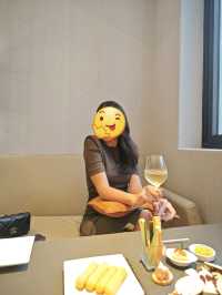 M Club Lounge at M Hotel Singapore City Centre 