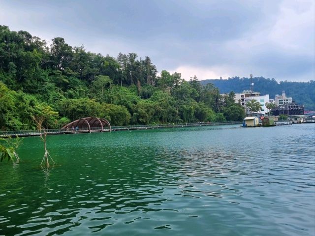 Sunmoon lake ทะเลสาบสุริยันจันทรา 