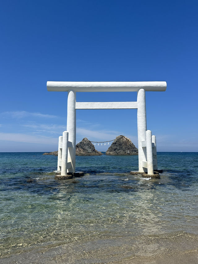【日本/福岡/糸島】綺麗すぎる海×鳥居がすてき！